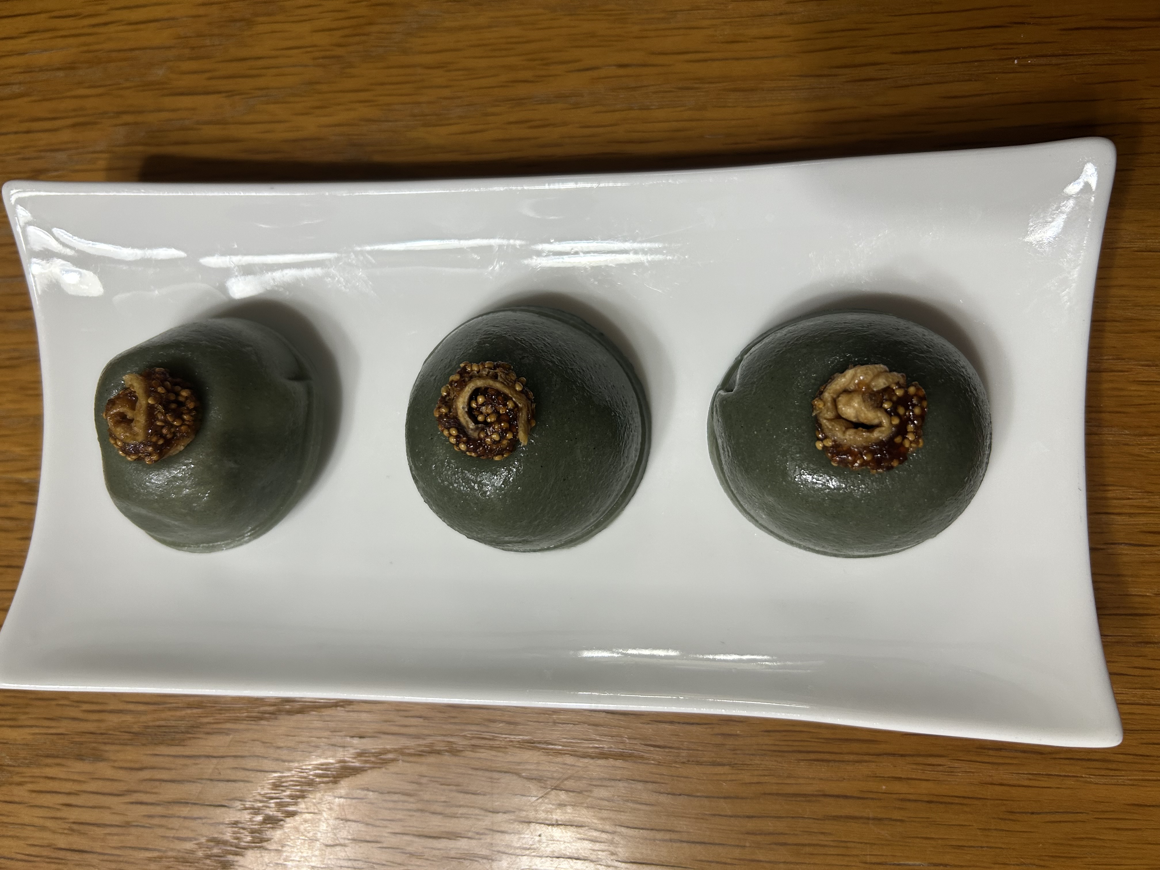 무화과 쑥떡 3개